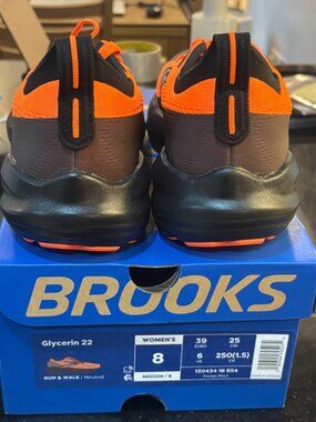 Women's Brooks Running shoes